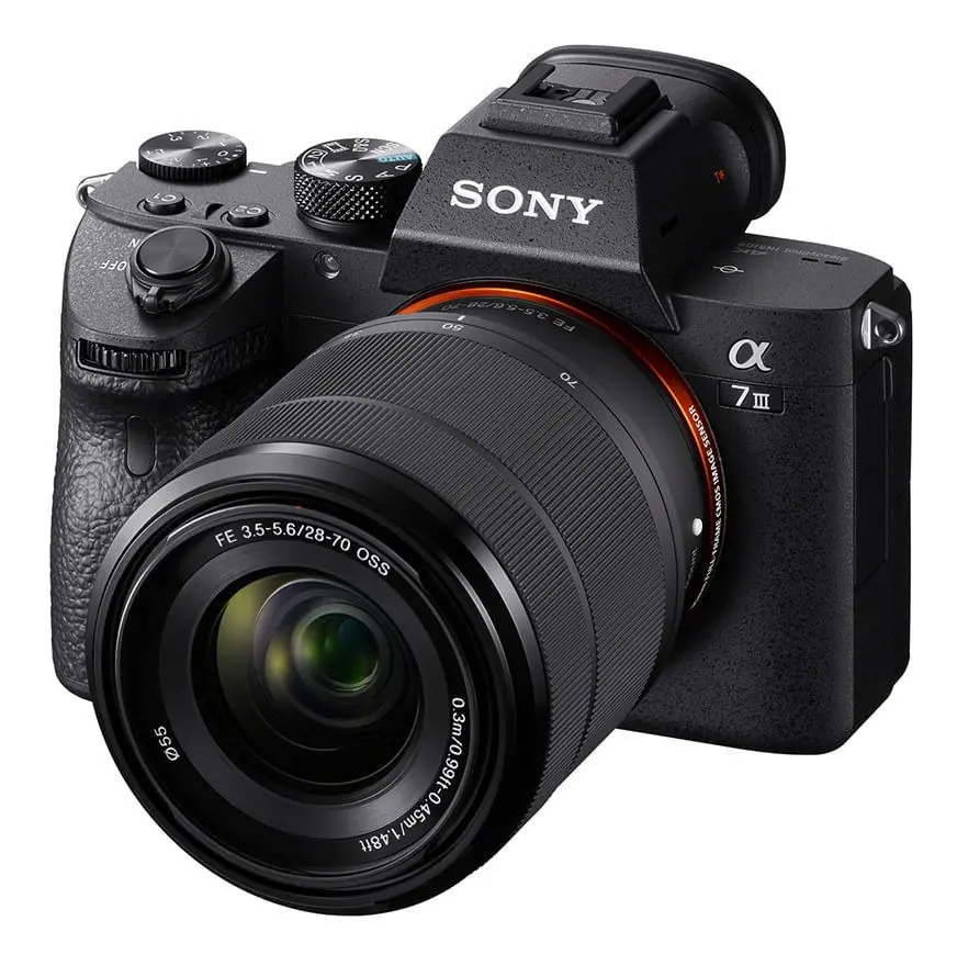 Cámara Profesional Sony Fullframe A7 III + Lente- Ilce7m3k Color Negro