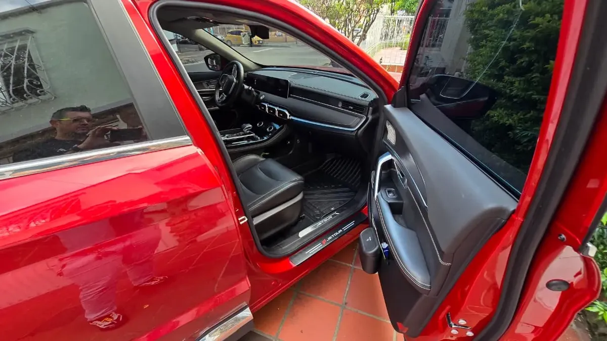 Jetour X70 Plus 1.6T DCT foto 3